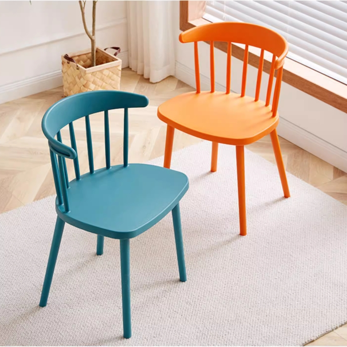 Windsor Stackable Plastic Negotiation Leisure Cowhorn Dining Chairs 