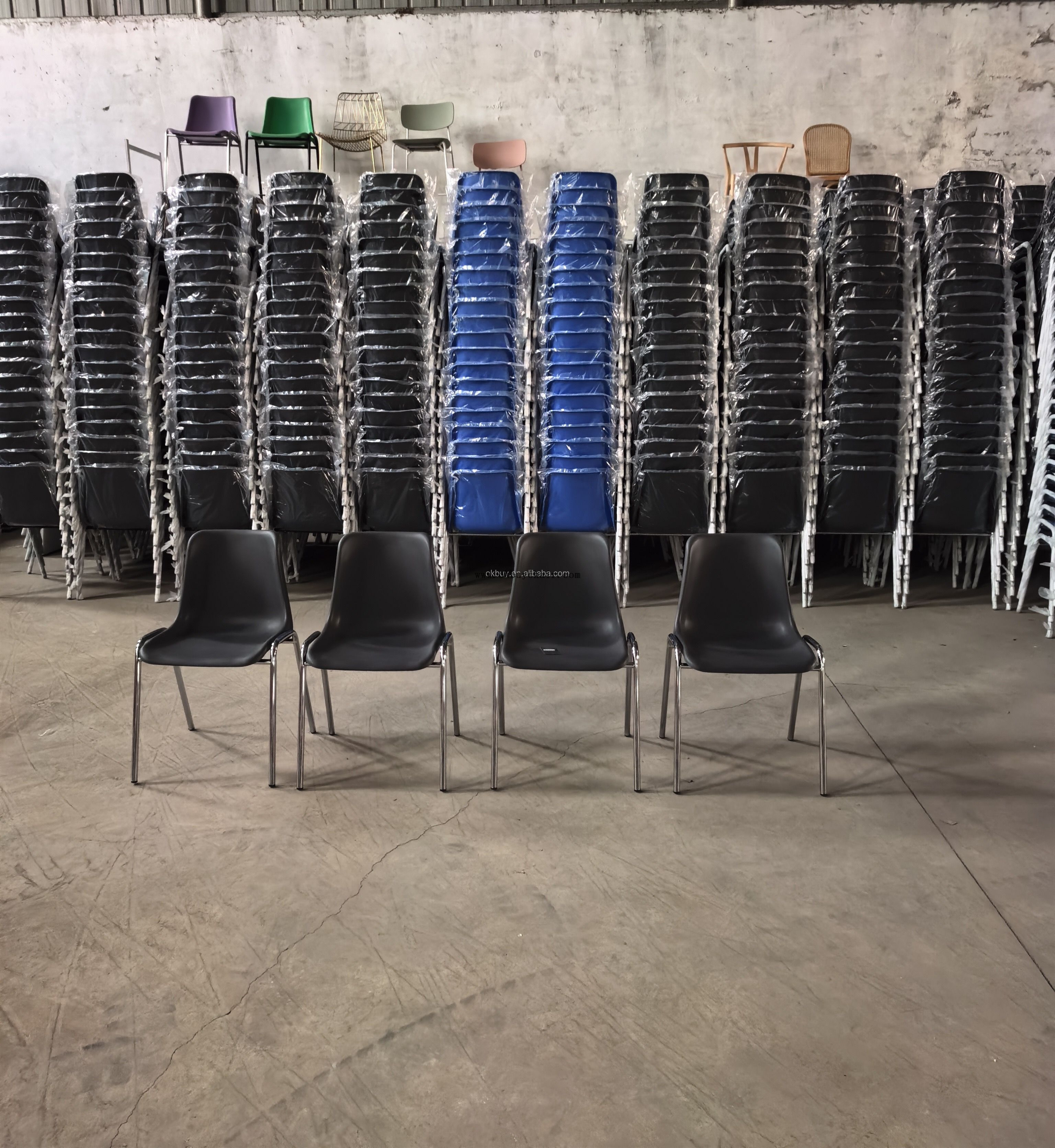 Nordic Modern PP Plastic Dining Chair with Chrome Metal Legs Stackable