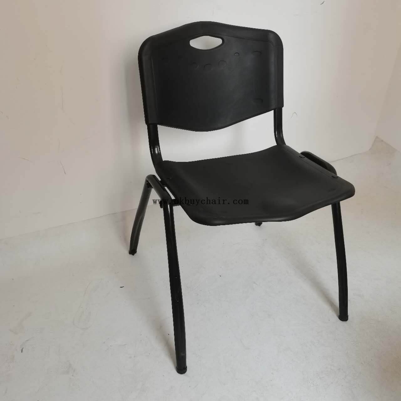 Stackable Plastic Conference Chair with Heart Shape Metal Legs for Event Seating and Church Hall Use