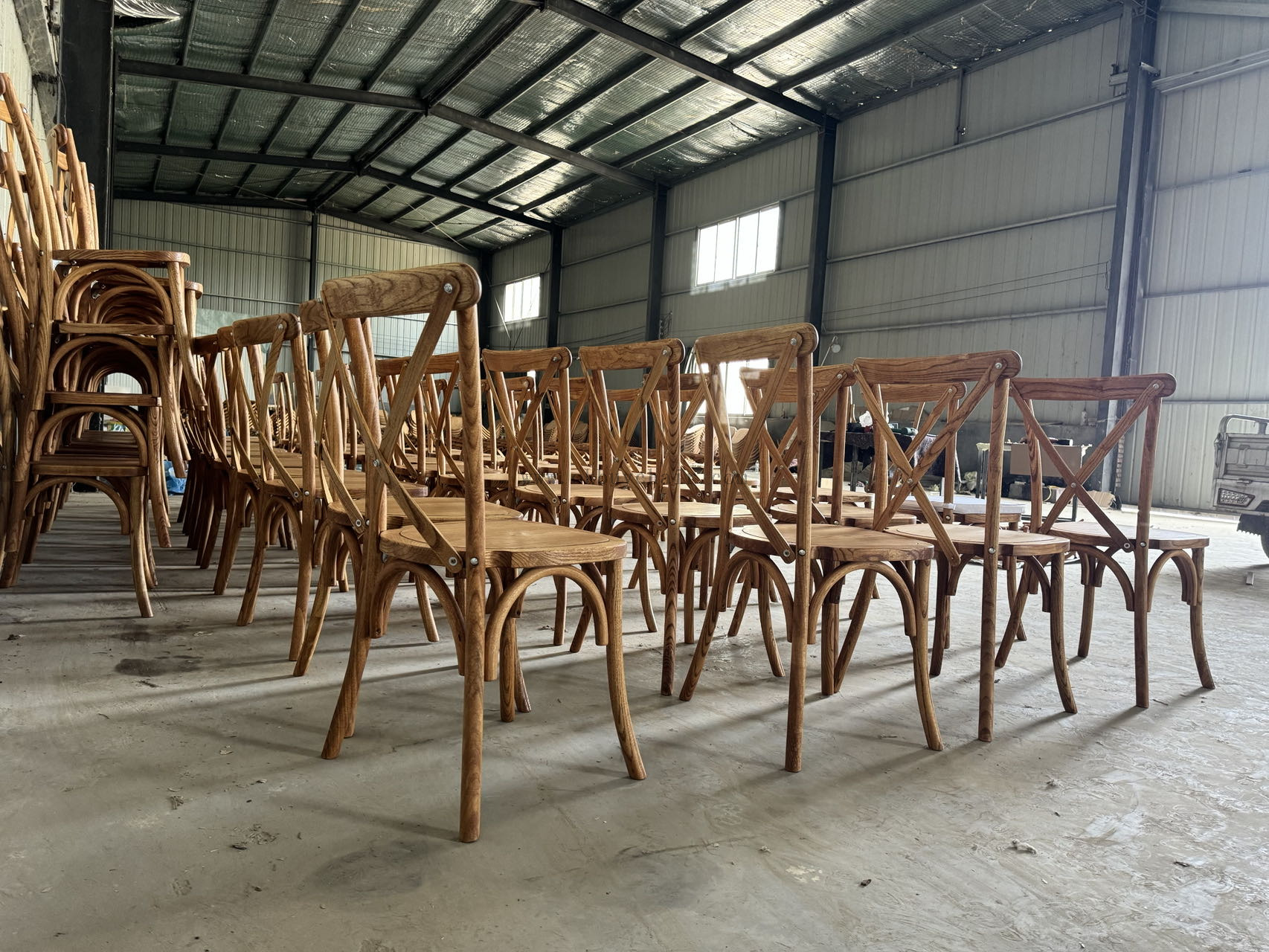 Rustic Solid Oak Wood Cross Back Chair for Wedding Event Banquet Stackable French Country Dining Chair