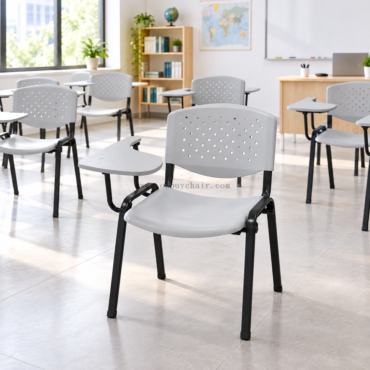 lecture chair with writing pad场景图.png